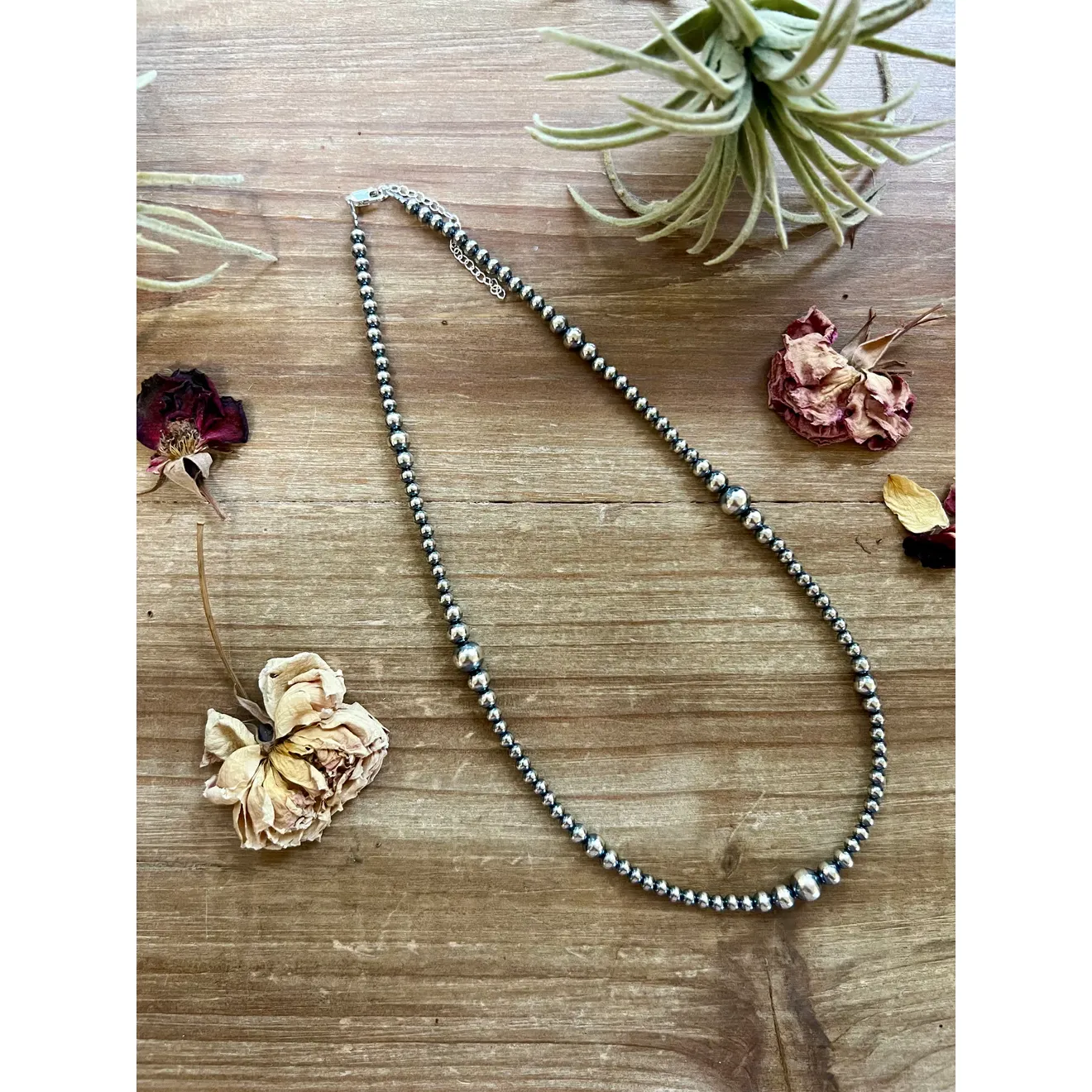 Bijoux Fab 18in Graduated Sterling Silver Pearls Necklace