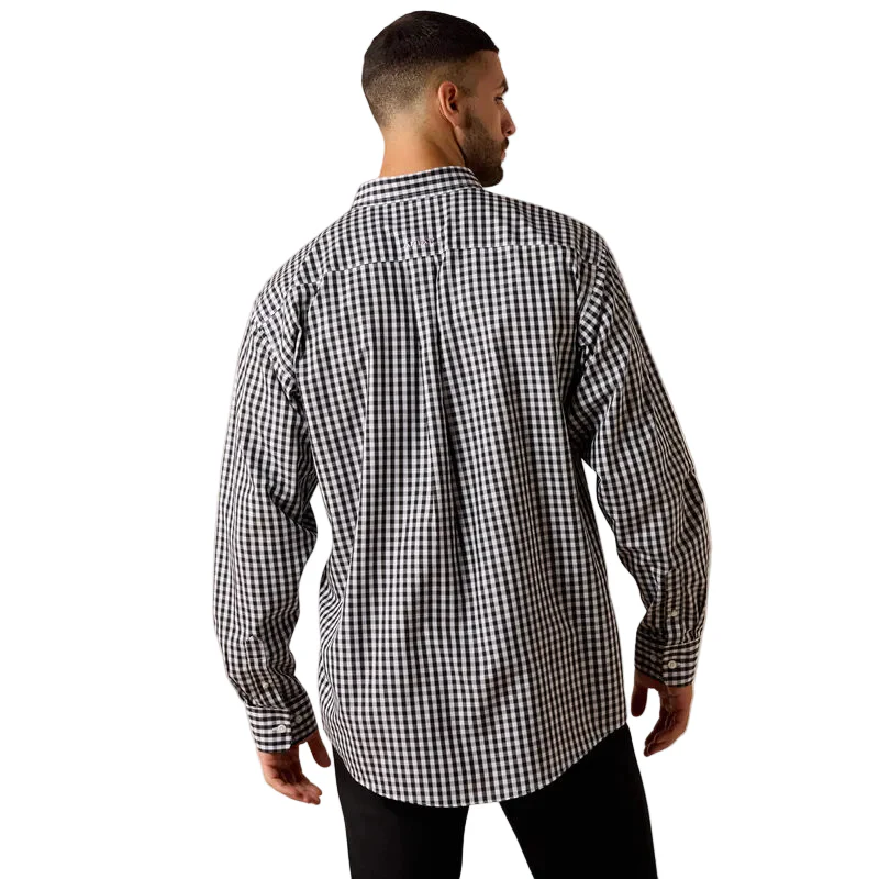 Men's Ariat Black Plaid Wrinkle Free Langston Classic Fit Shirt 10071755 - Image 2