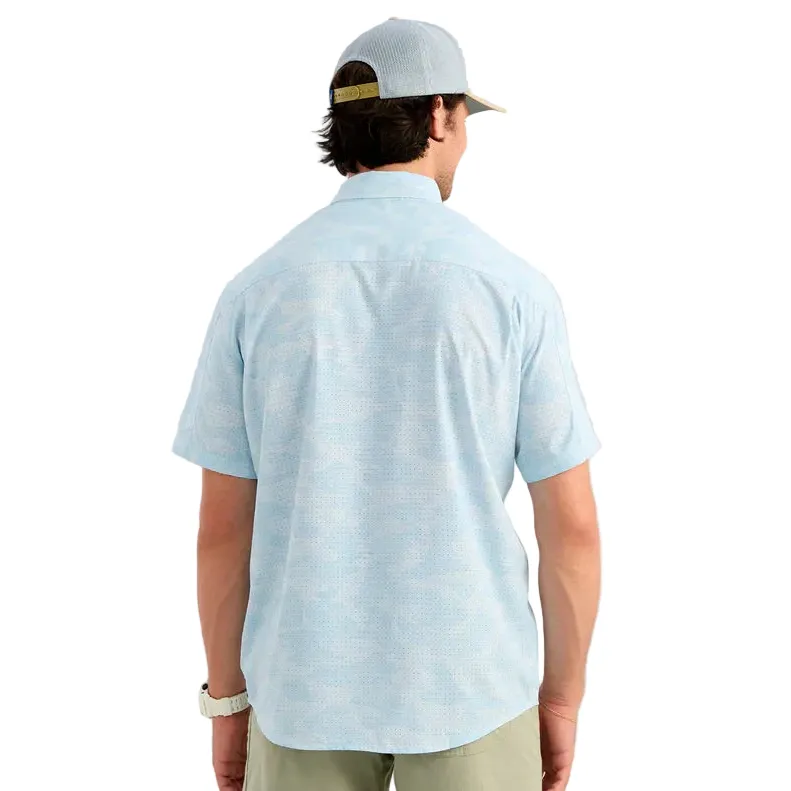 Men's Huk Coastal Drift Camo Tide Point Short Sleeve Button-Down H1500220-425 - Image 2