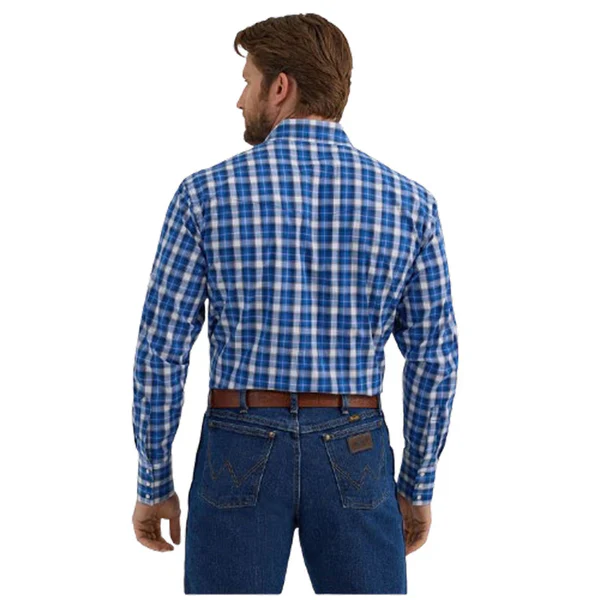Men's Wrangler® Wrinkle Resist Long Sleeve Shirt - Classic Fit 112355369 - Image 2