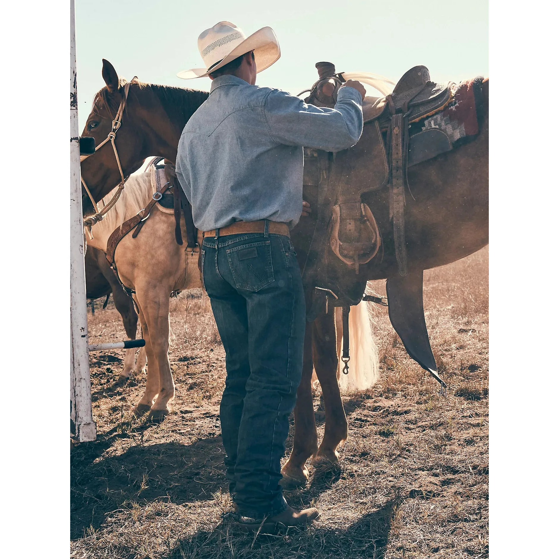 Men's Wrangler Premium Performance Cowboy CutĀ® Regular Fit Jean 1047MWZDS - Image 5