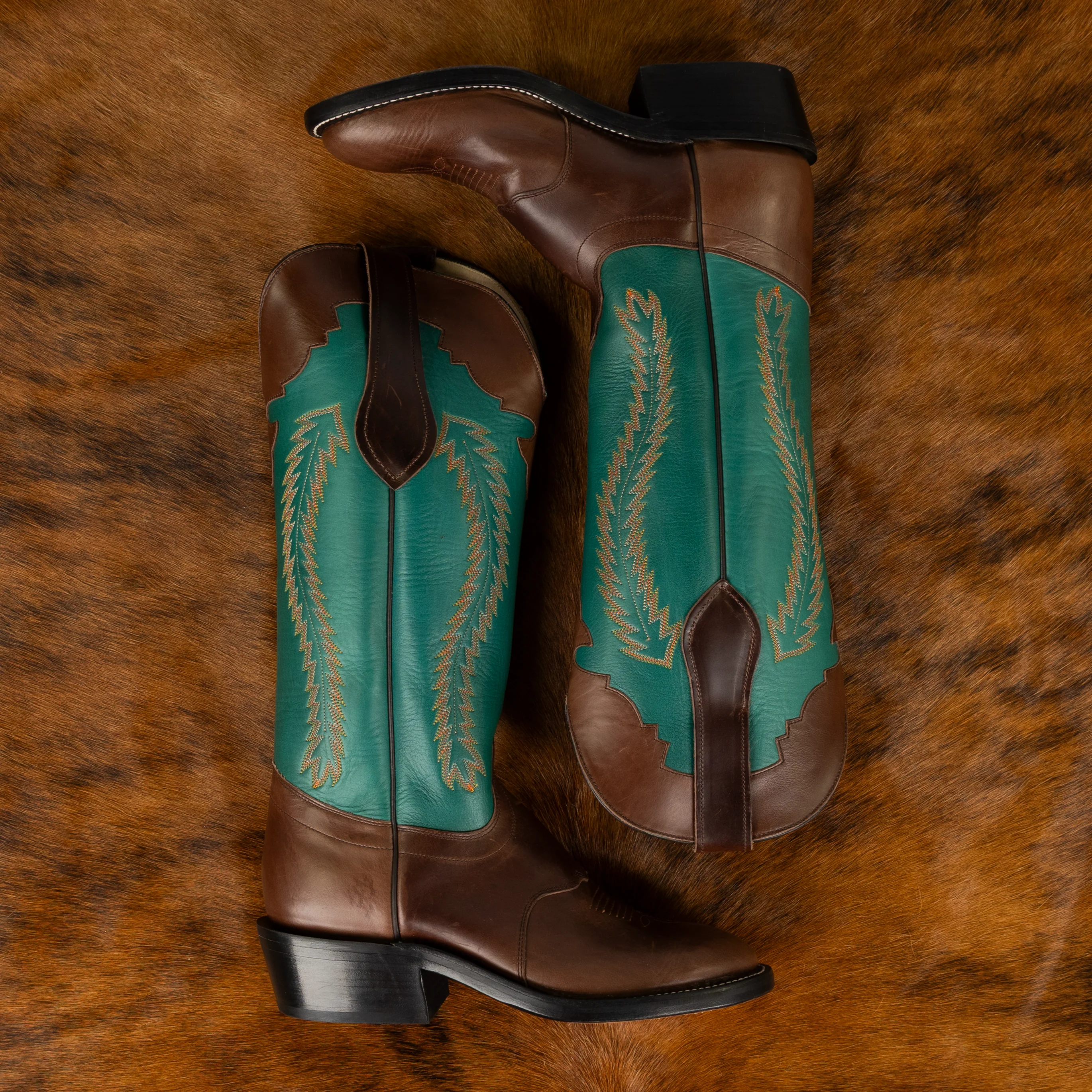 Olathe Chocolate Horsebutt U Toe Boots - Image 6