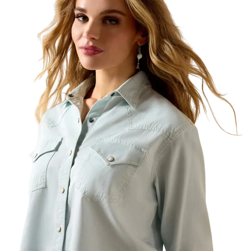 Women's Ariat Light Wash Indigo Asheville Snap Shirt 10071774 - Image 4