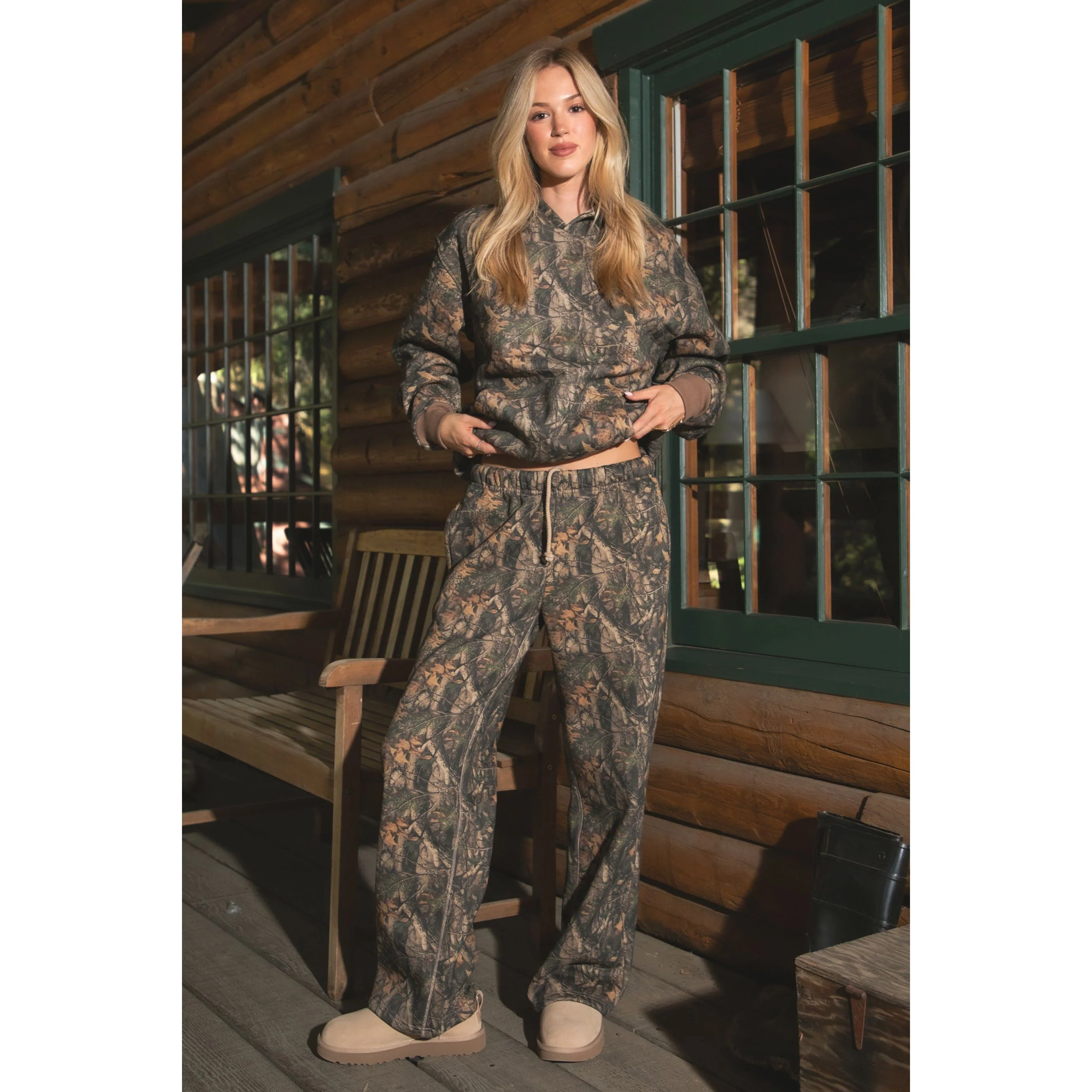 Women's Bayou Dark Woodland Camo Fleece Sweatpants - Image 2