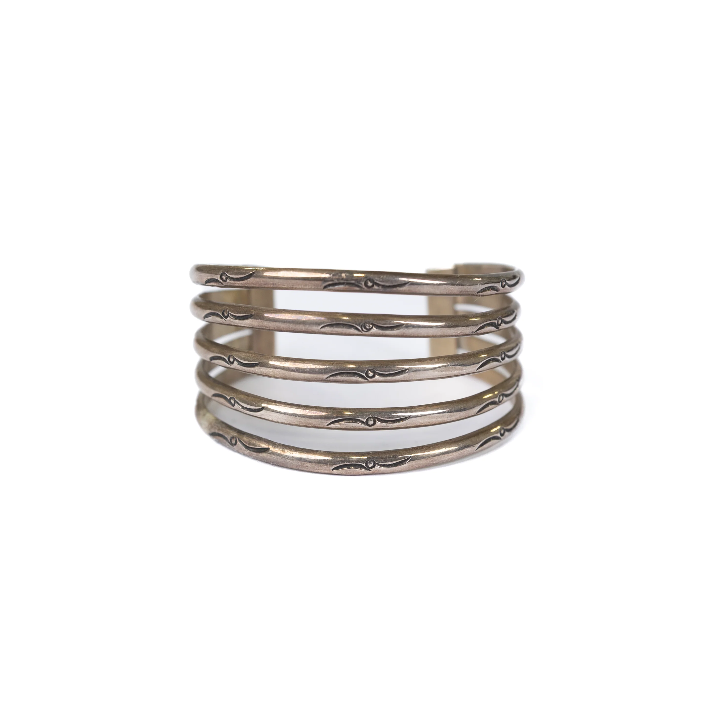 Women's Bilagaanas Silver 5 Line Handmade Cuff Bracelet