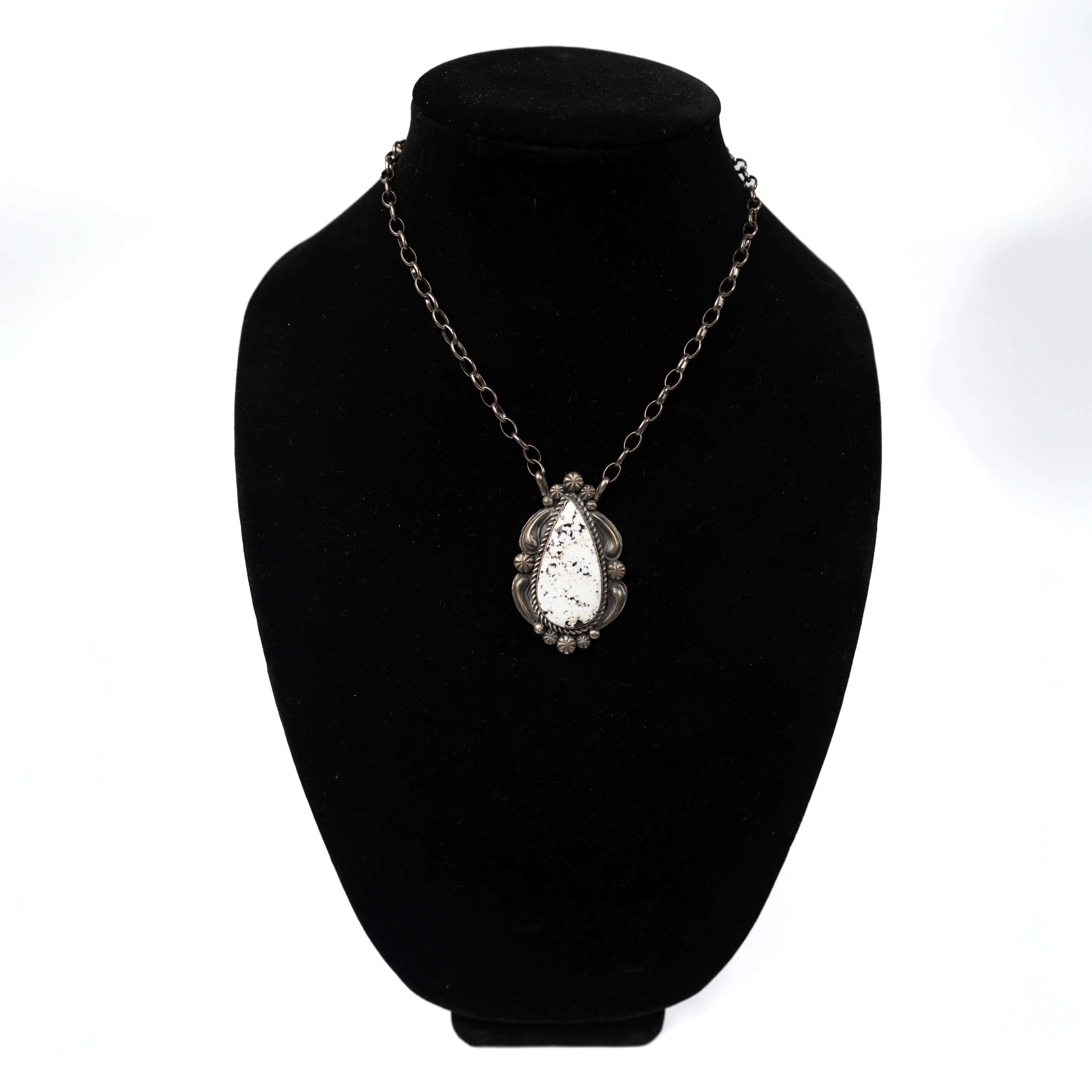 Women's Gallup White Buffalo and Silver Chain Necklace - Image 2