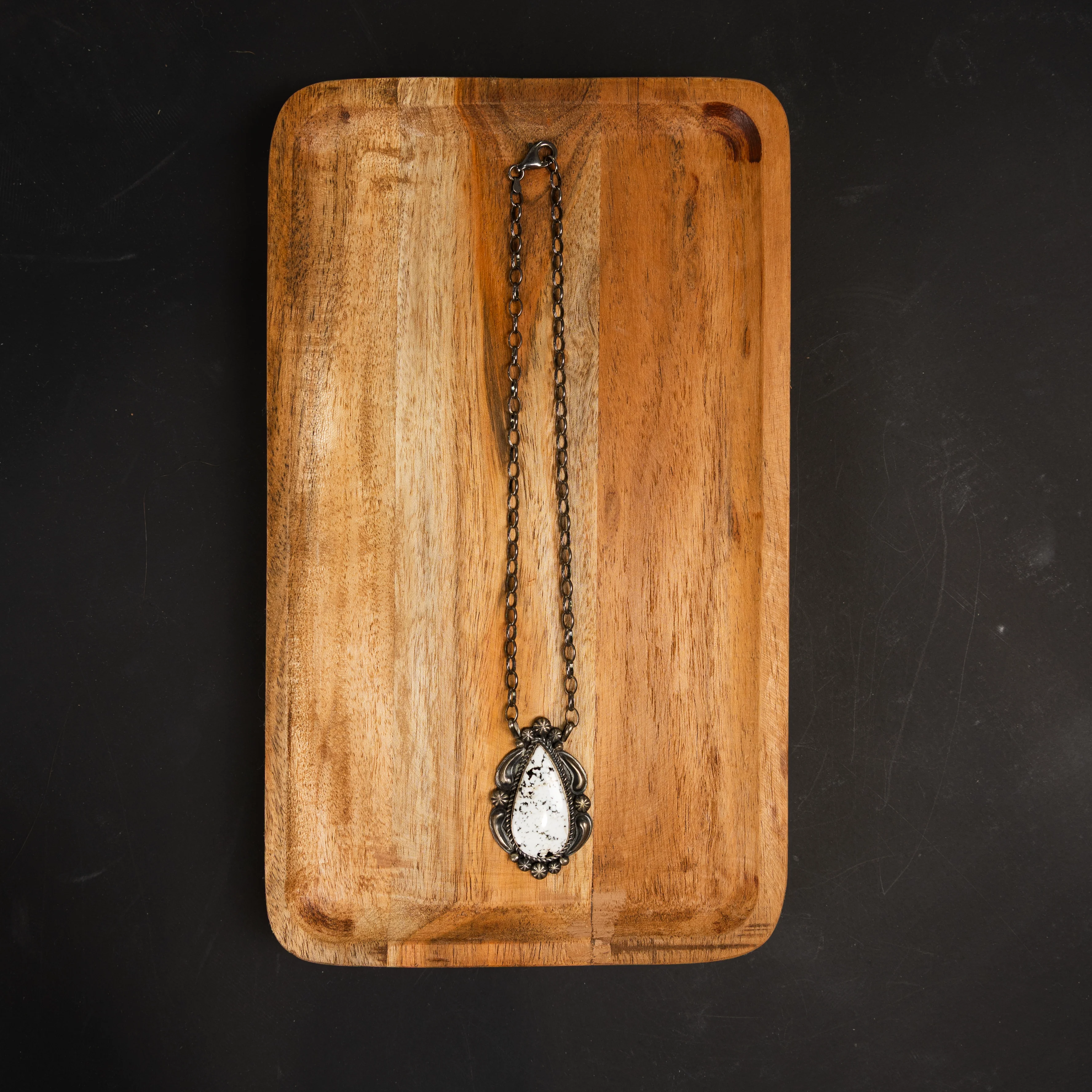 Women's Gallup White Buffalo and Silver Chain Necklace - Image 3