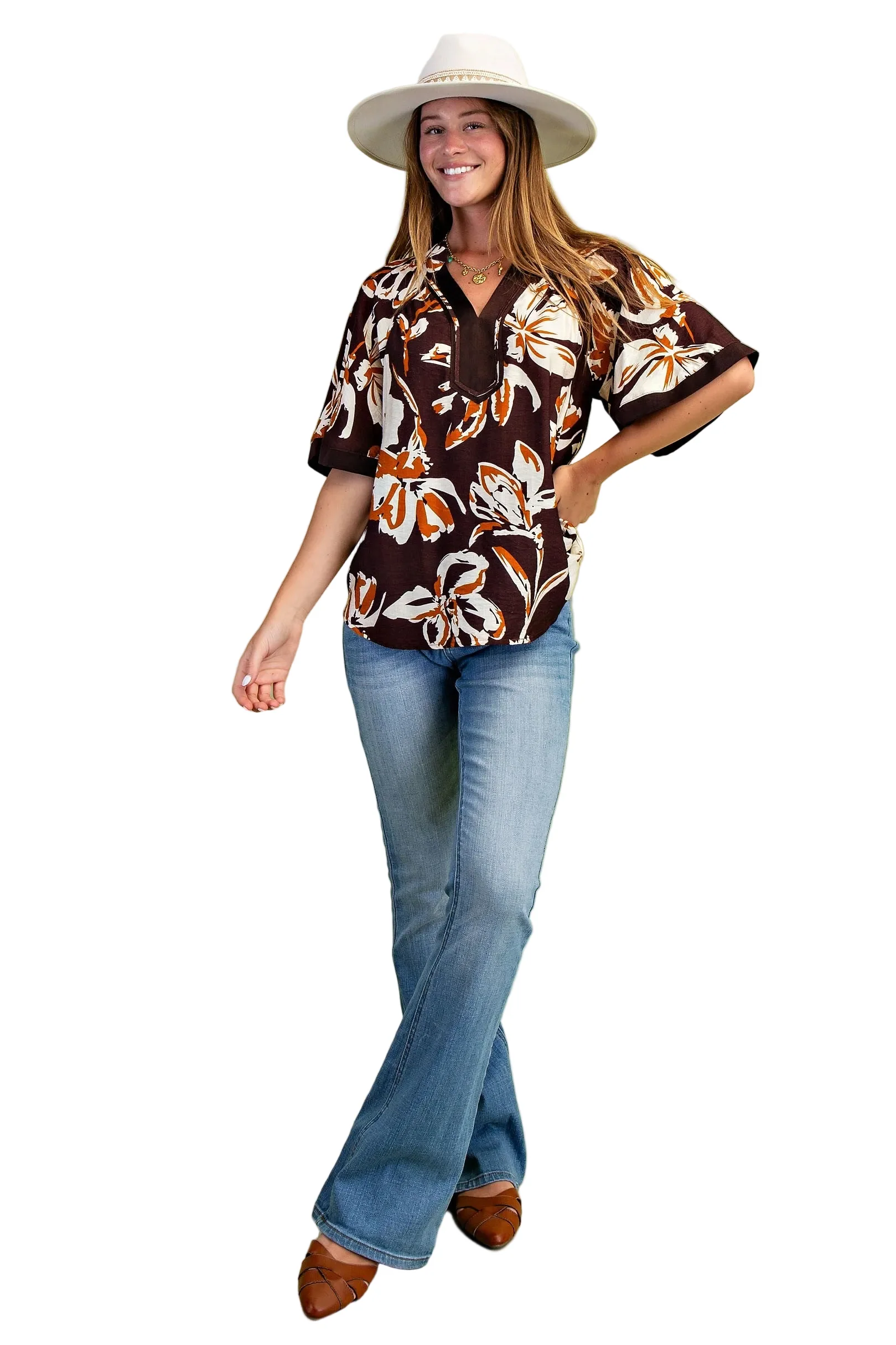 Women's Gigio Brown Floral V-neck Top - Image 3