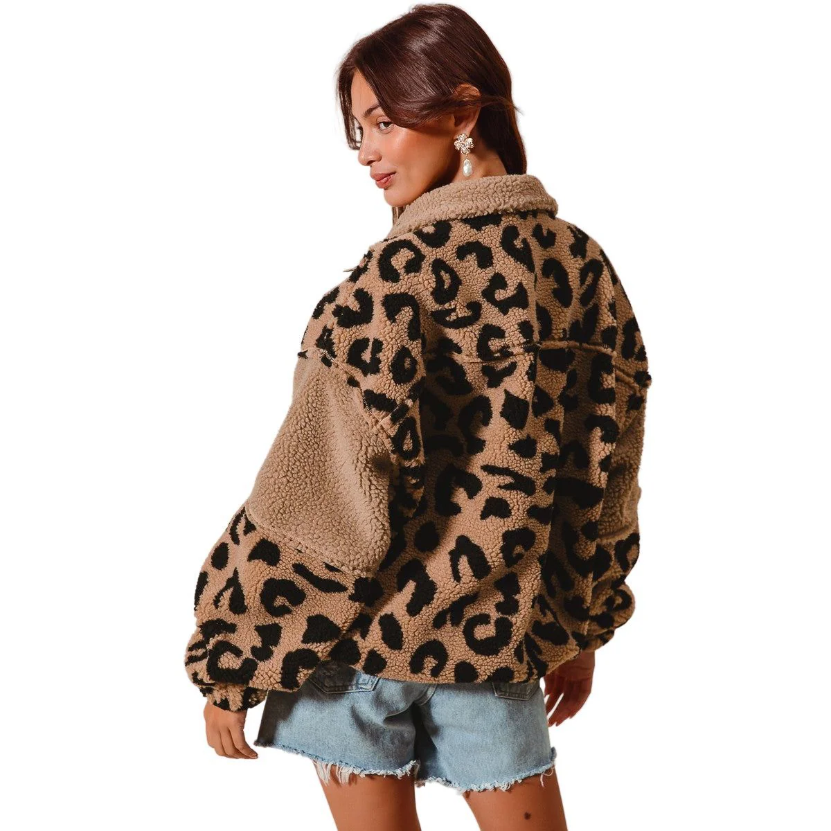 Women's Leopard Fleece Block Pullover Top With Pockets - Image 7