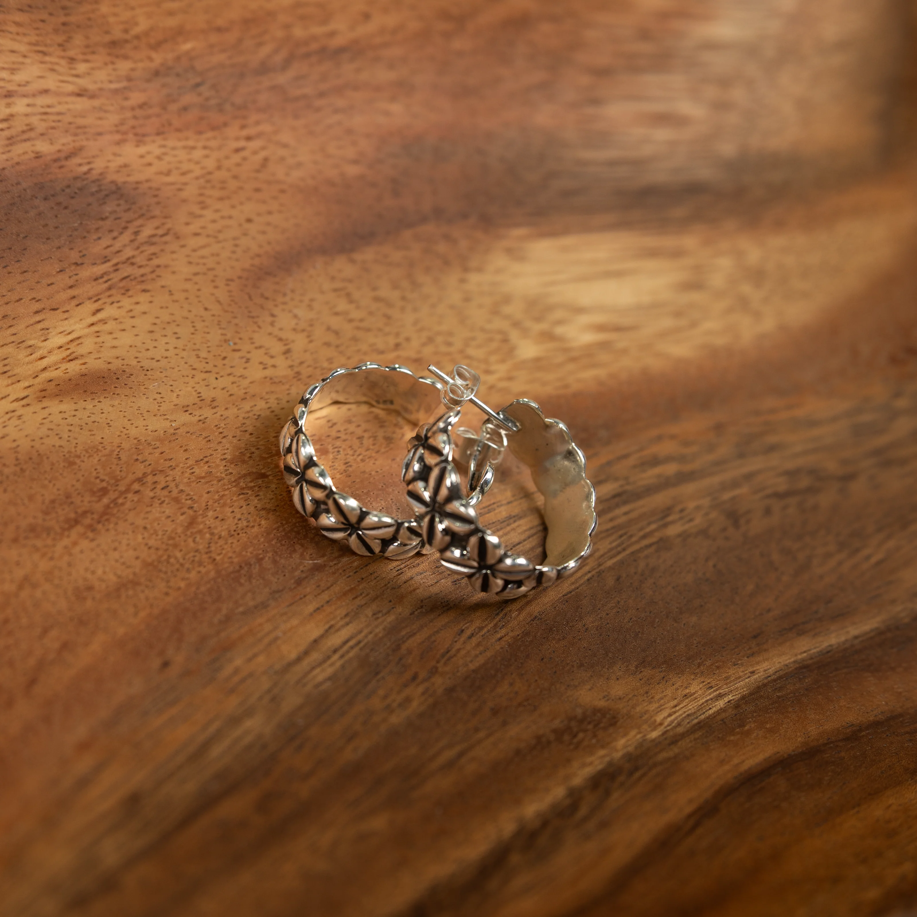 Women's Rhoda Silver Leaf Coffee Bean Post Hoop Earrings - Image 4