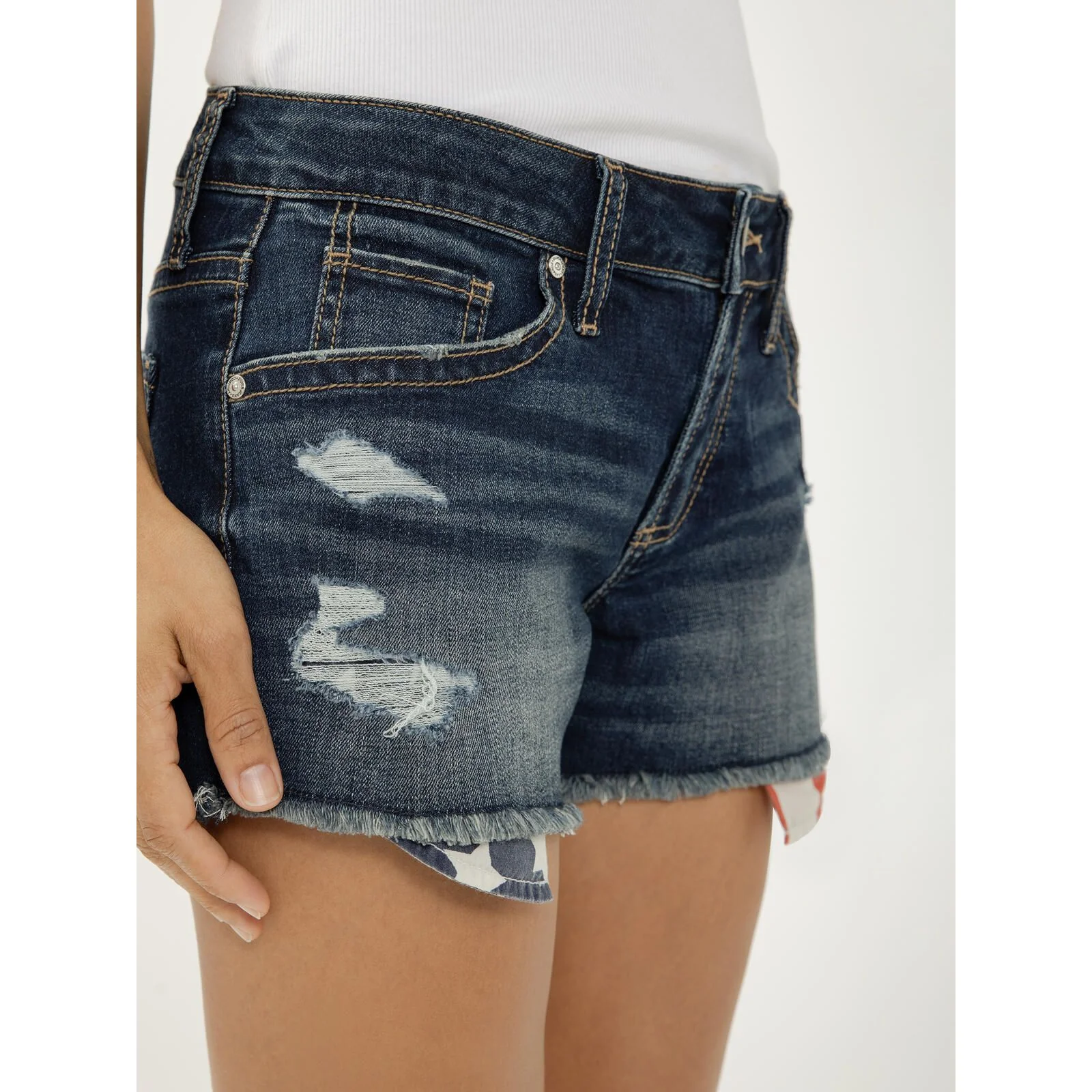 Women's Silver Jeans Boyfriend Mid Rise Americana Luxe Stretch Shorts L53225CVS401 - Image 3