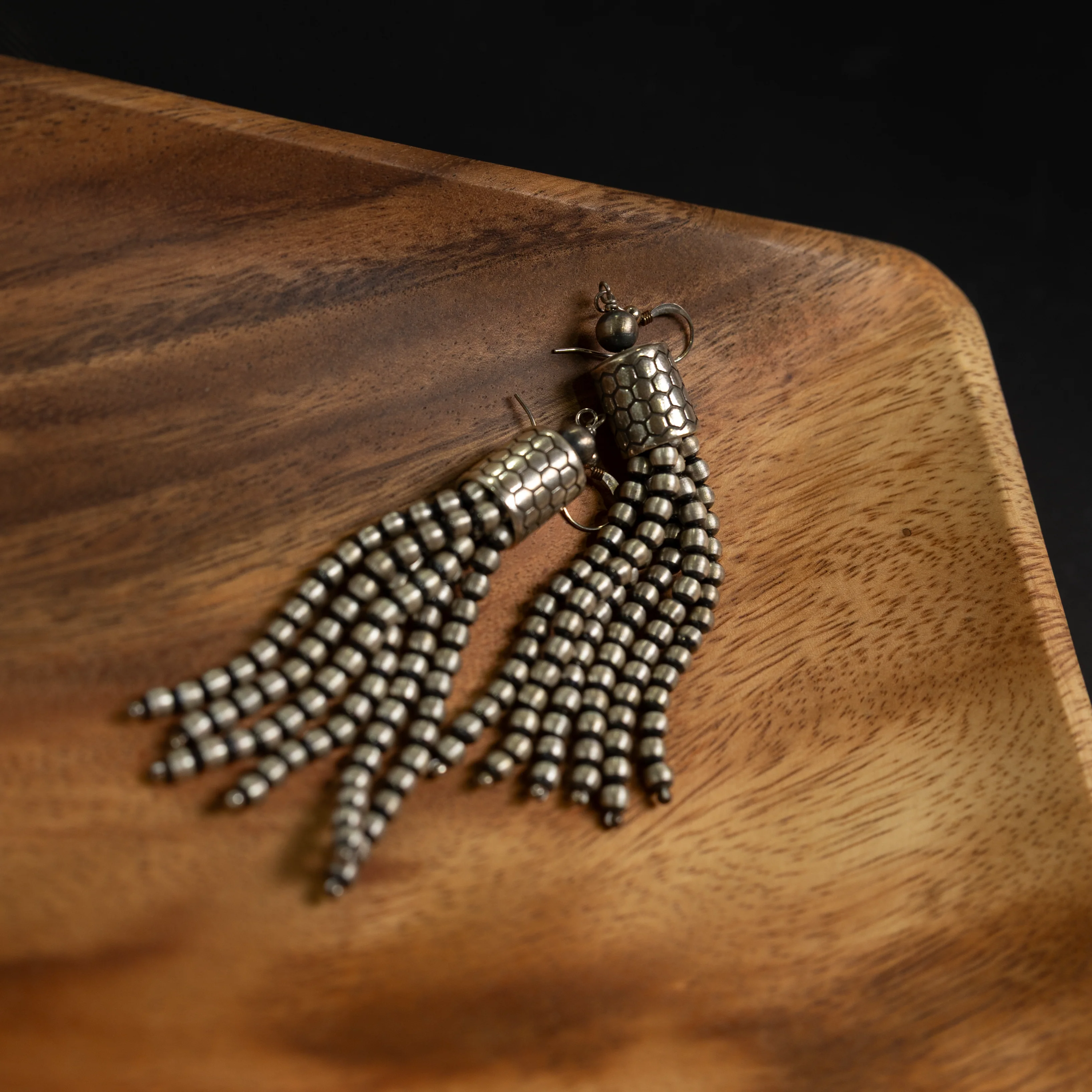 Women's Sunwest Navajo Pearl Penshell Dangle Earrings - Image 2