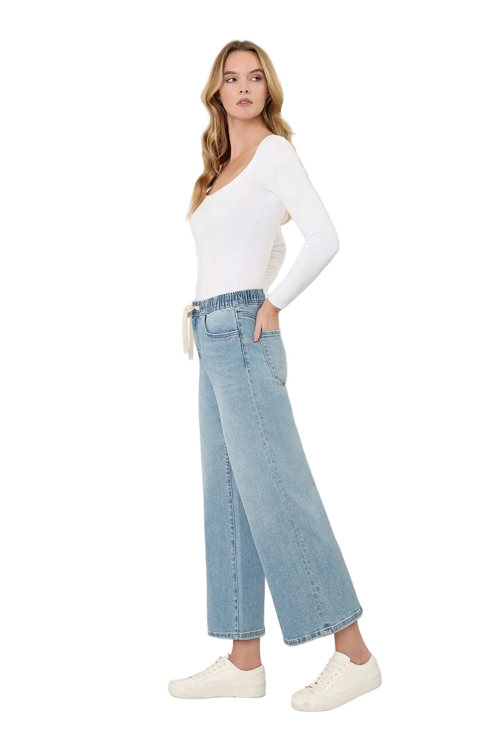 Women's Super High Rise Elastic Waistband Crop Wide Leg Jeans - Image 4