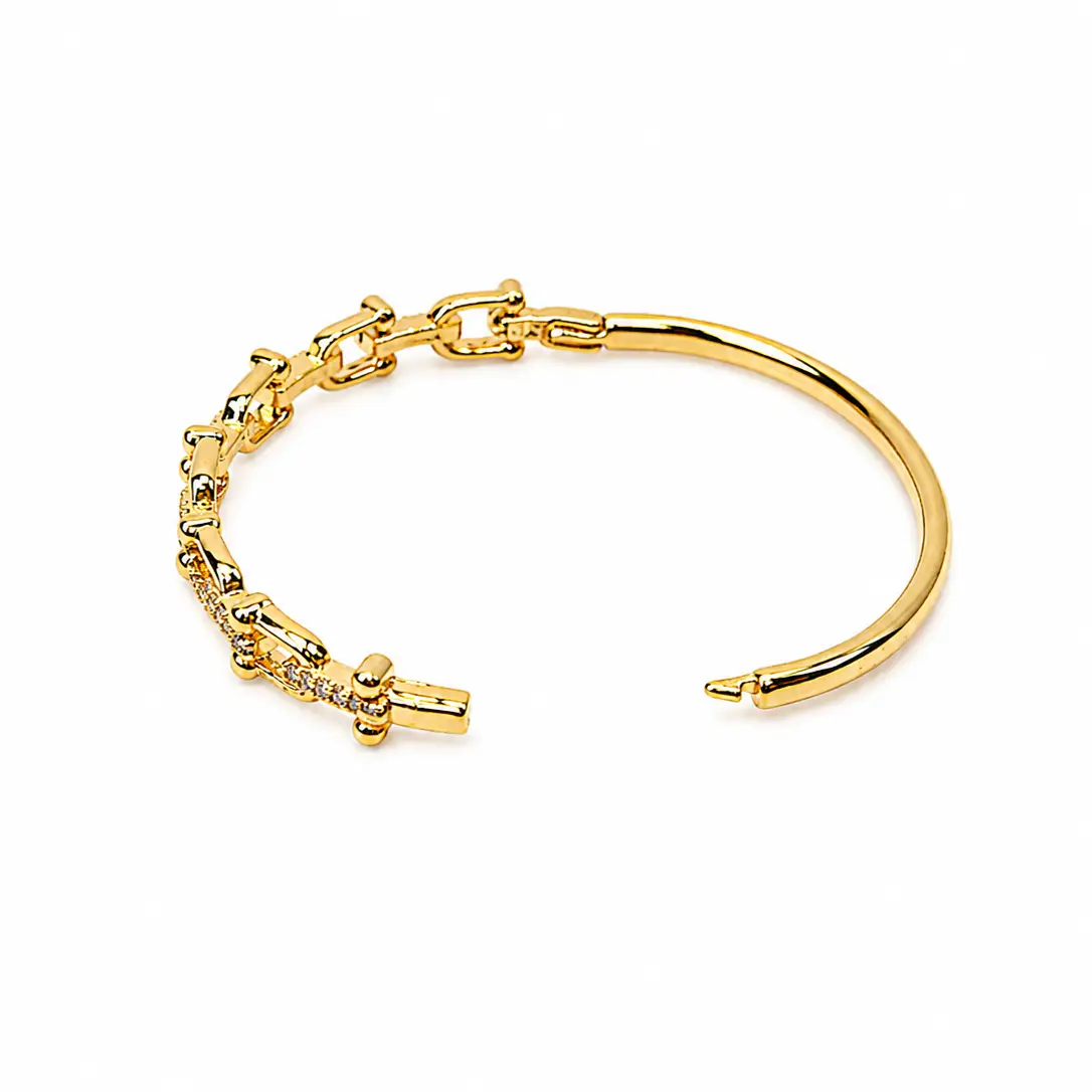 Women's West & Co 18K Gold Plated Link and Stud Bangle WC-BR17G