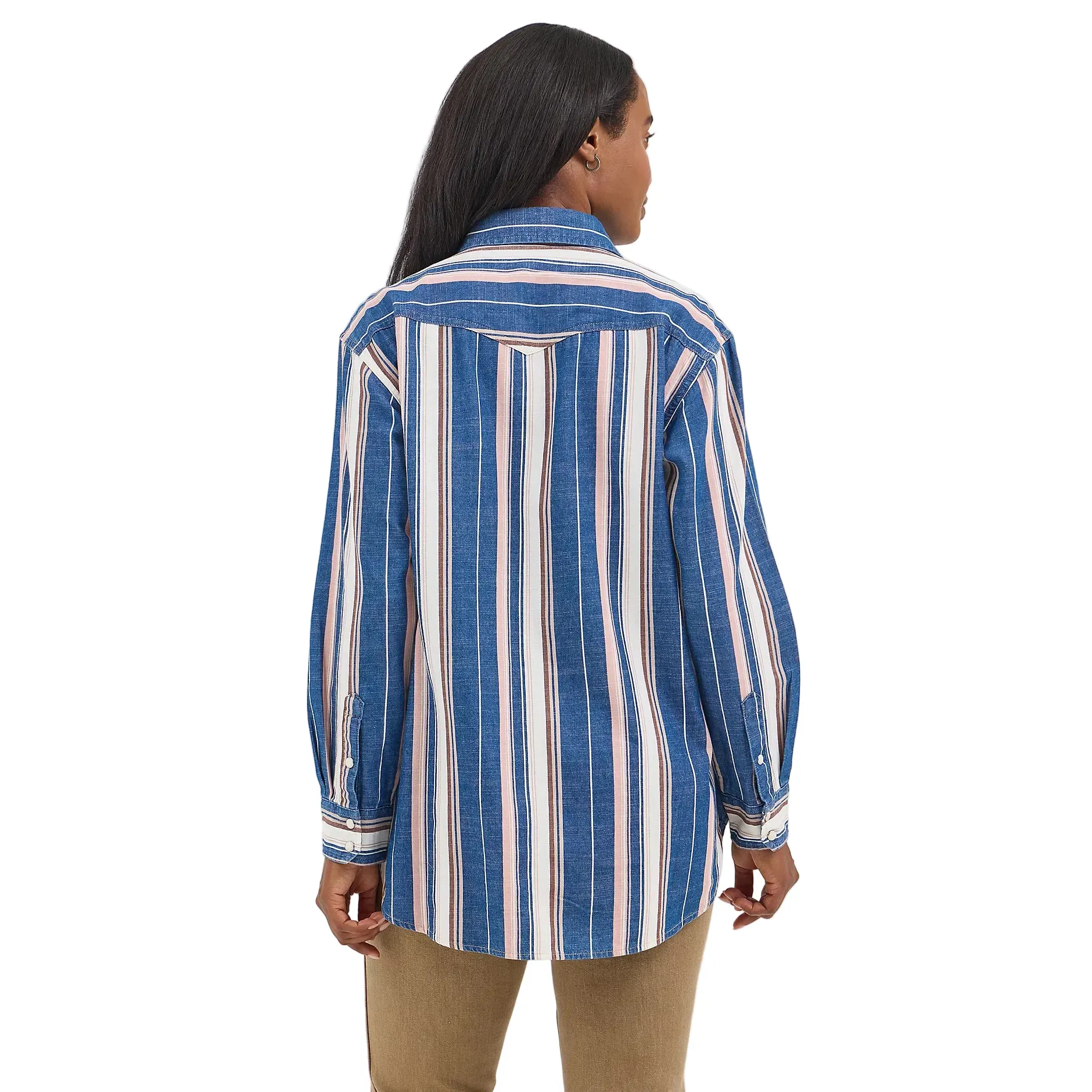 Women's Wrangler Retro Boyfriend Western Snap Shirt 112368458 - Image 3