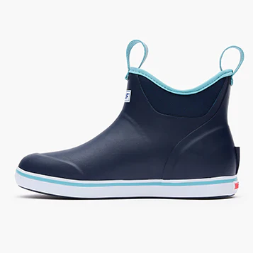 Women's XTRATUF 6 IN Navy Ankle Deck Boot XWAB201 - Image 4